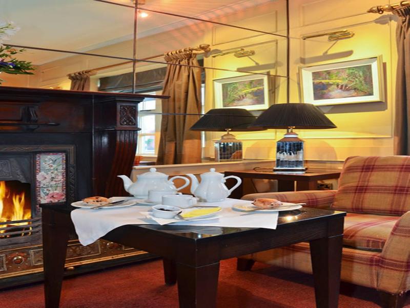 Lawlors Hotel Дангарван Экстерьер фото
