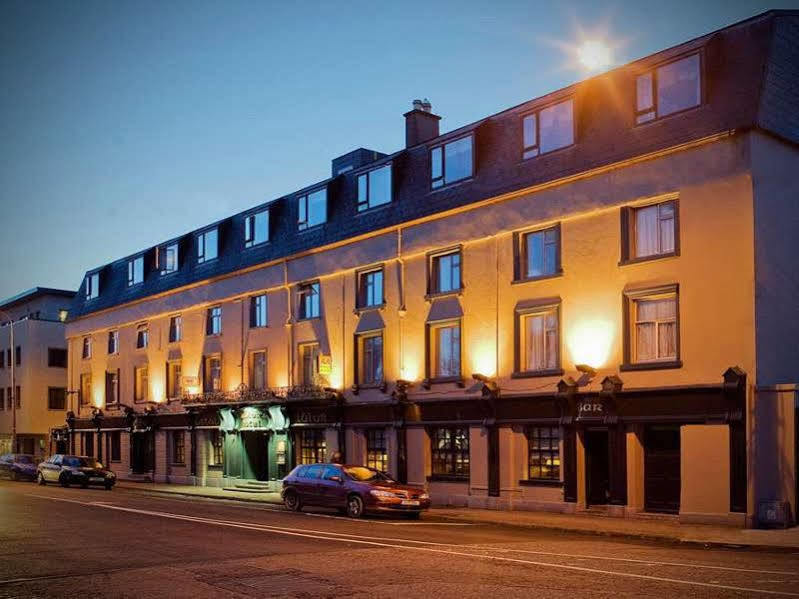 Lawlors Hotel Дангарван Экстерьер фото